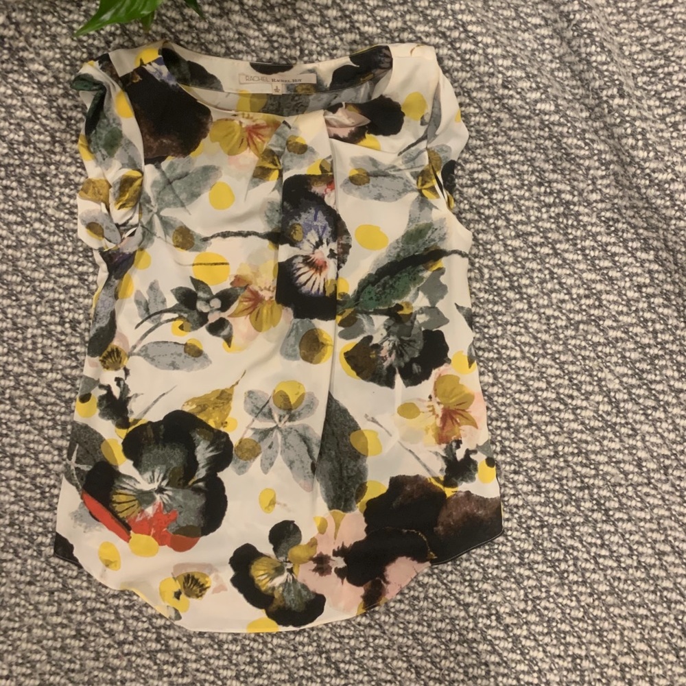 Pretty floral blouse